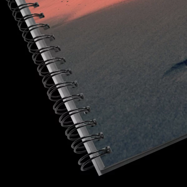 Photo d'un détail du coin inférieur gauche du carnet fermé Mexico - vue reliure et couverture